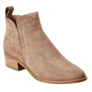 Dolce Vita •Size 8• Tan Perforated Tivan Ankle Boot Festival Boho Almond Toe